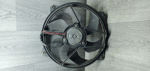 Електровентилятор (вентилятор у зборі) радіатора Peugeot 307 1831294016D / 1253A9 (2001–2008), б/в
