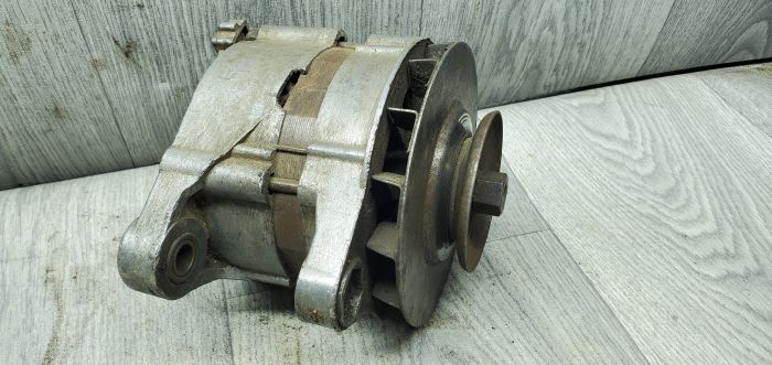 Генератор ВАЗ 2101–2107 (оригінал, б/в)