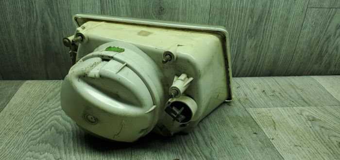 Фара передня ліва 34130411010 Таврія, Славута (б/в, оригінал) – Купити з доставкою
