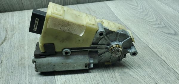 Моторчик люка Peugeot 307 SW (17004680, б/в)