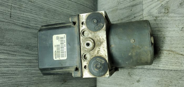 Блок ABS для Peugeot 307 1.6 HDI / 2.0 HDI, 807, Expert (9649988180, 0265234152)