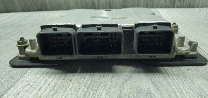 Блок керування двигуном 2.0 HDI Peugeot 307 0281011081, 9647472780 б/в