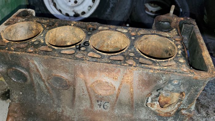 Блок циліндрів двигуна 2103 Ø76 мм ВАЗ 2101–2107, Нива 2121 Тайга (б/в)