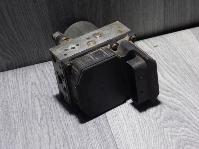 Блок ABS для Peugeot 307 1.6 HDI / 2.0 HDI, 807, Expert (9649988180, 0265234152)