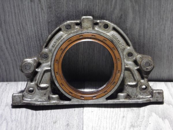 Кришка двигуна задня колінвалу під сальник ВАЗ 2101-2107 (б/у) – Оригінал