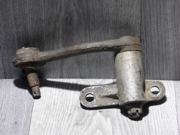 Маятник рульовий ГАЗ Волга 24, 2410 – купити б/у оригінал