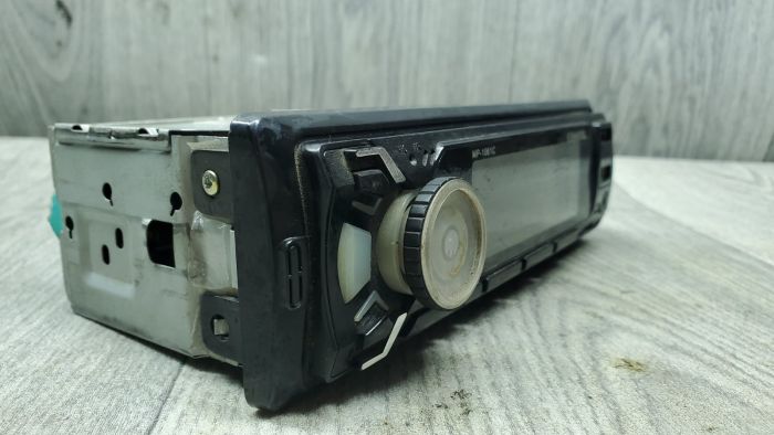 Автомагнітола CYCLONE MP-1061C – Оригінал, б/в, USB, SD, FM для ВАЗ 2101-21099