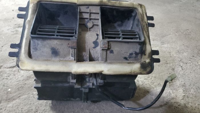 Корпус пічки ЗАЗ Таврія Славута в зборі — оригінал, б/в, робочий, перевірений