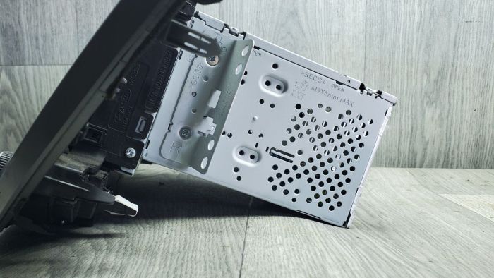 Магнітола Hyundai Tucson з рамкою (96170-D70104X) б/в | Купити магнітолу Туксон