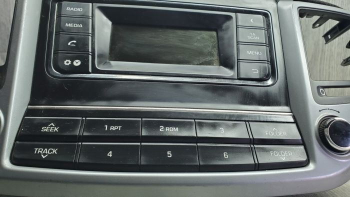 Магнітола Hyundai Tucson з рамкою (96170-D70104X) б/в | Купити магнітолу Туксон